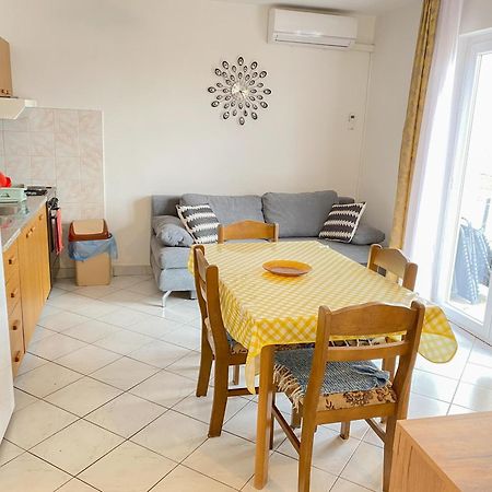 Apartment Nede Trogir Exterior photo